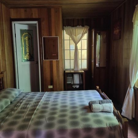 Bastimentos Hill Guest House Bocas Town Dış mekan fotoğraf