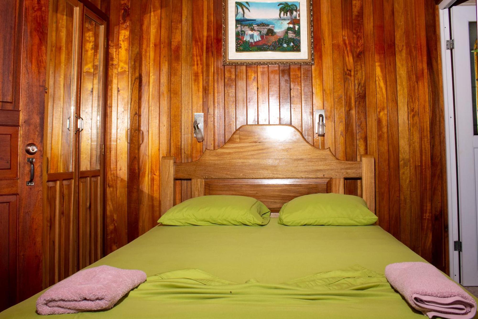 Bastimentos Hill Guest House Bocas Town Oda fotoğraf